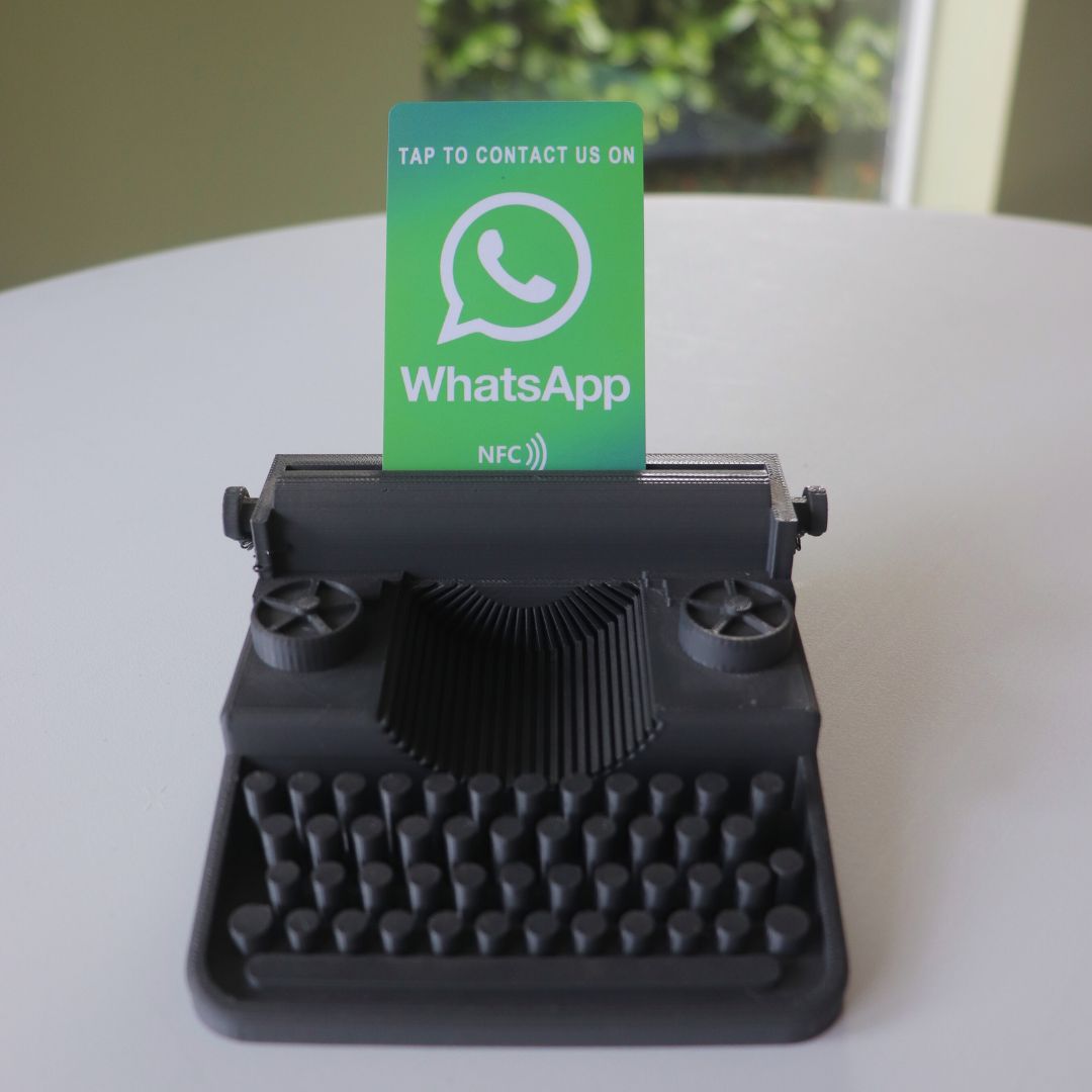 Tik 'm aan Mini Display – Typemachine Edition + gratis Google review pas